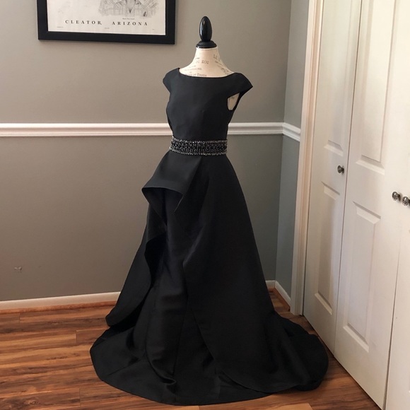 📌♥️BOOKMARK MY CLOSET📌♥️MEET THE POSHER📌👠 - Picture 7 of 16